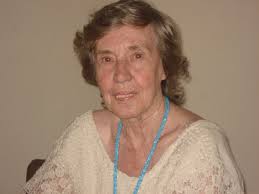 Elsa Wiezell, poeta paraguaya